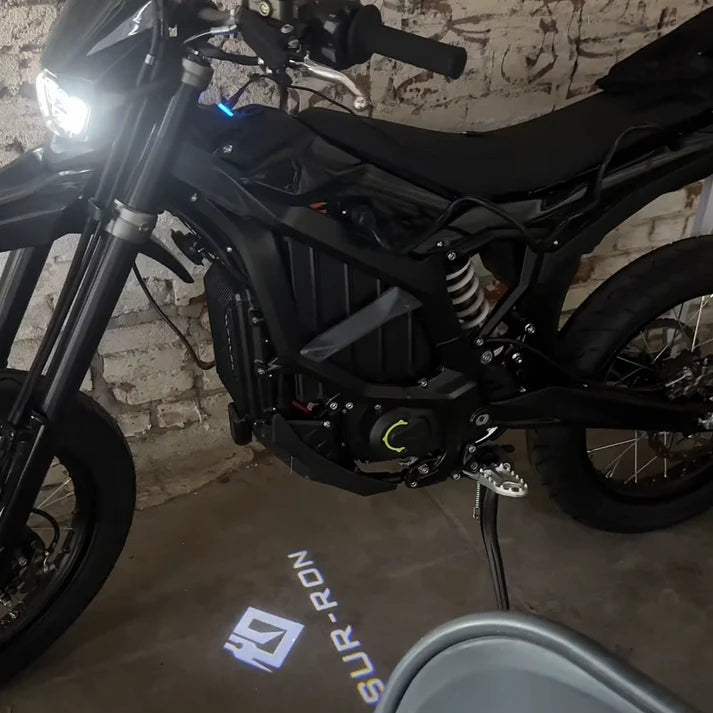 Quality Emoto Logo Lights